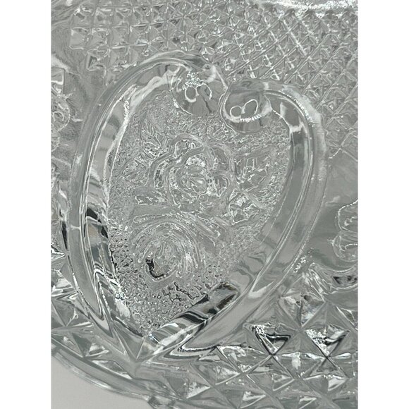 KIG Vintage Clear Fleur De Lis Pattern Cut Glass Round Dish With Lid - Picture 6 of 6